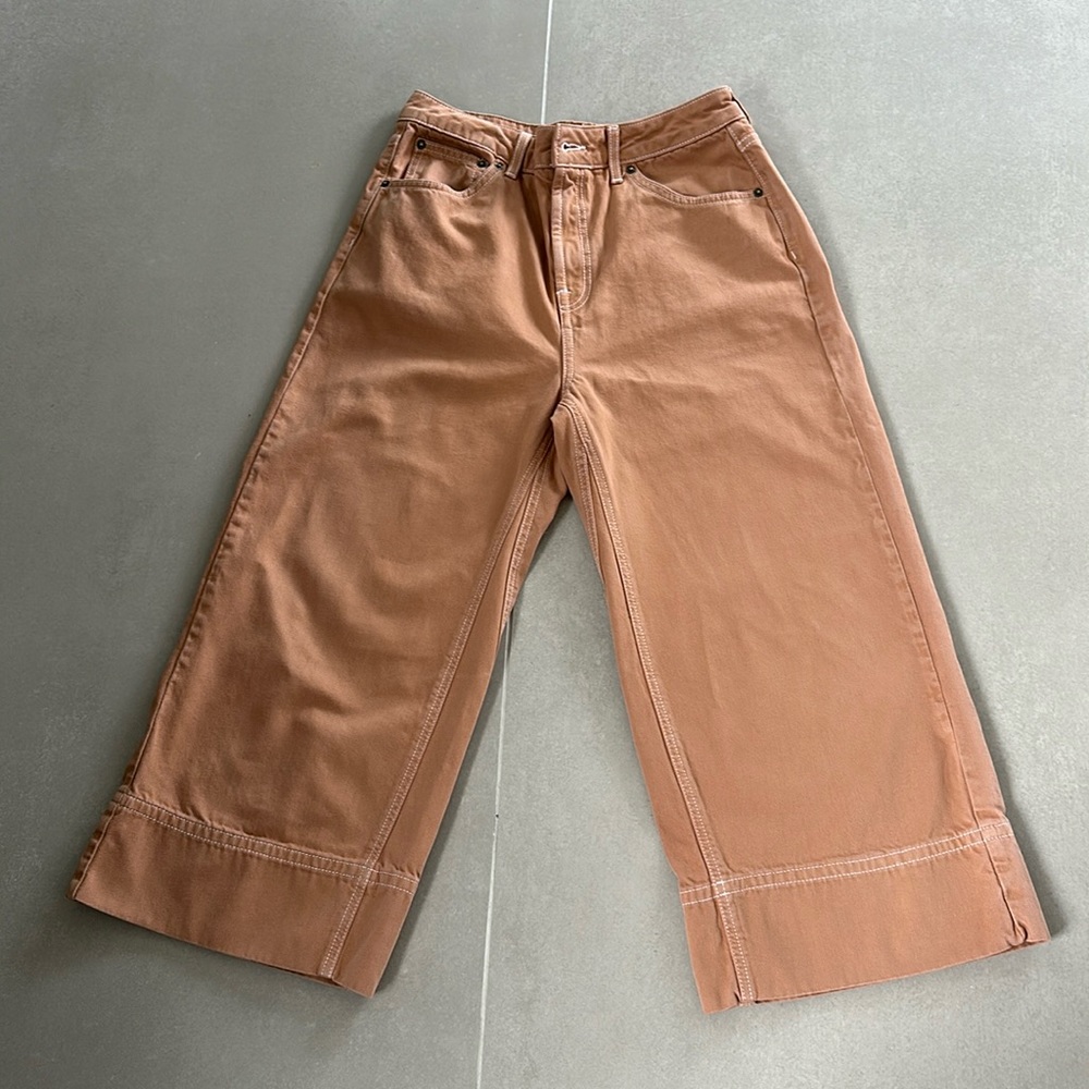 Topshop Moto Wide Leg High Waisted Tan Color Cropped Jeans Size 30